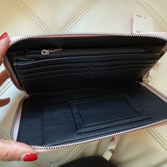 Betsey Johnson Pink Dog Patterned wallet Wristlet - Picture 3 of 7